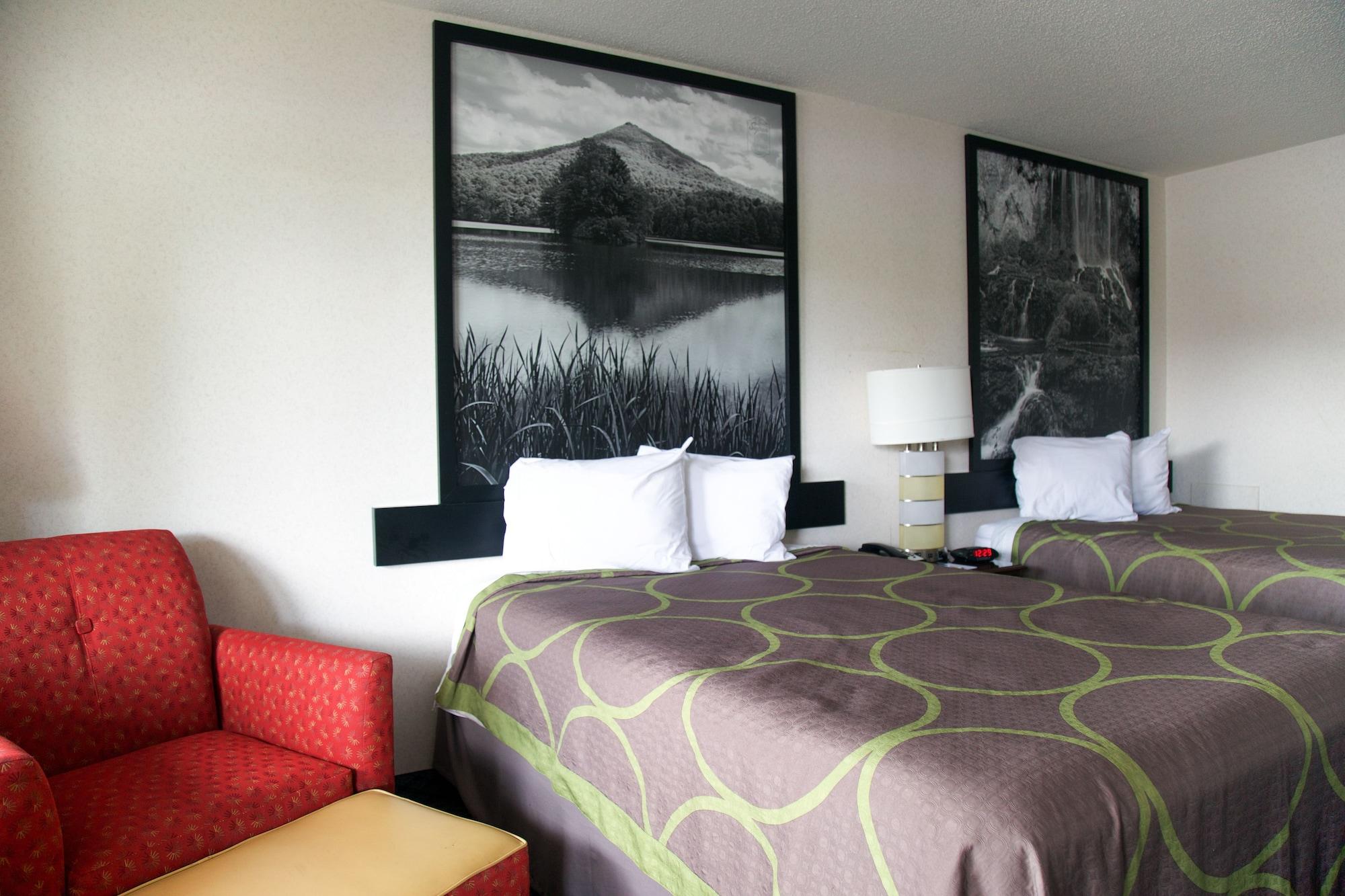 Super 8 By Wyndham Christiansburg Motel Dış mekan fotoğraf
